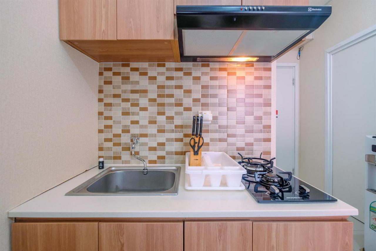 Trendy Connecting Mall 2br Pramuka By Travelio * Jakarta